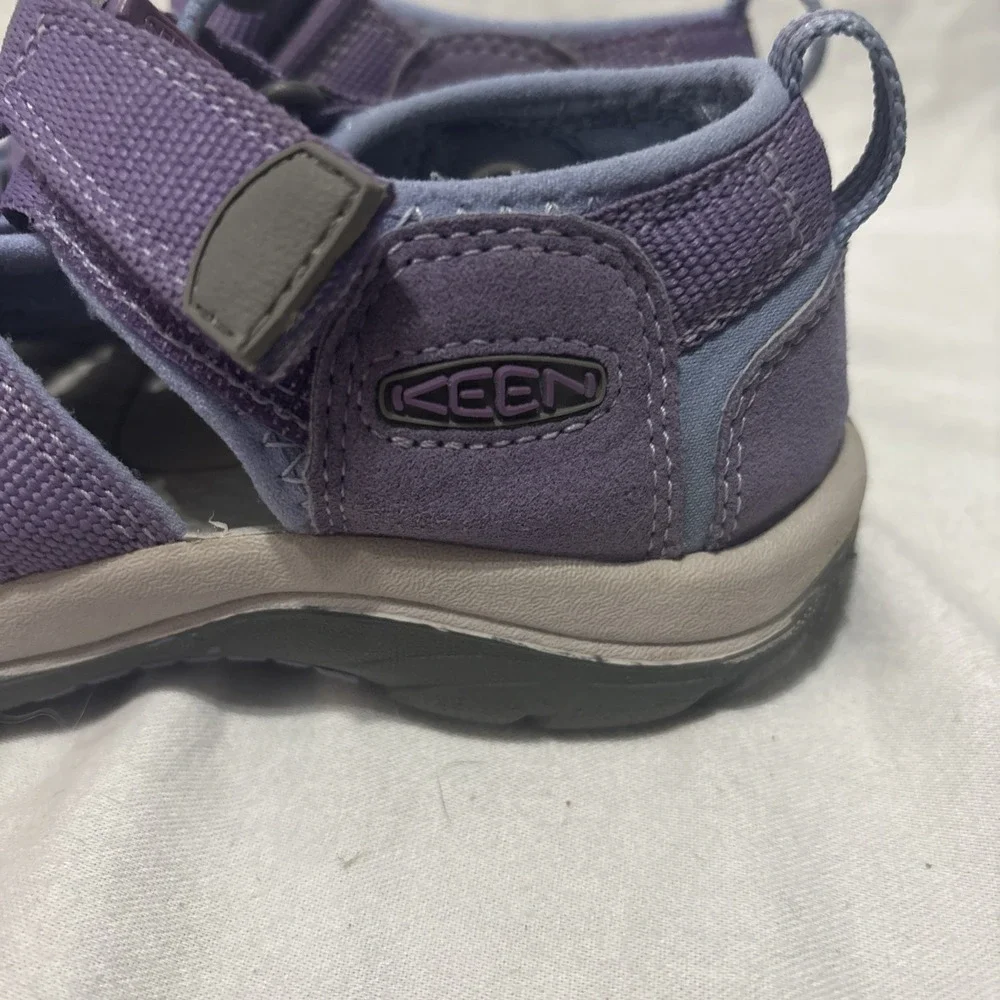 Keen Girls Size 2 Purple Newport Hiking Sandals Waterproof Washable 1014263